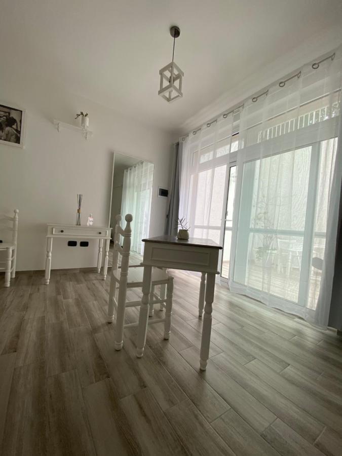 Bed and Breakfast La Casa Di Nina Лечче Экстерьер фото